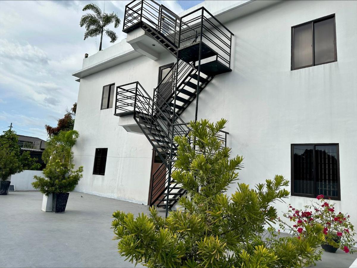 Gia'S Place San Mateo Exterior foto